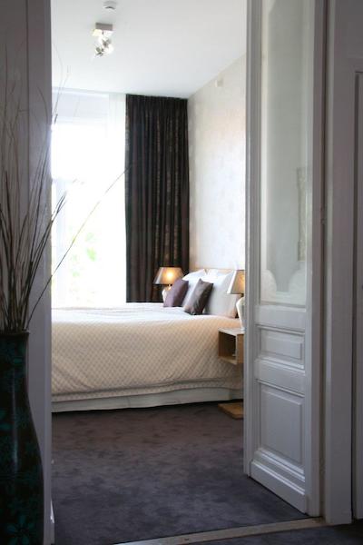 پیلوز انا وان دن وندل امستردام