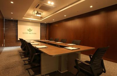 اسکیپارک کینگستون دنگدامون