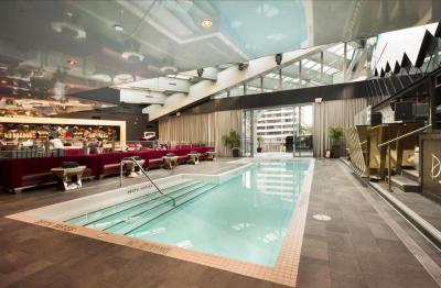 ترومپ اینترنیشنال هتل اند تور وانکوور