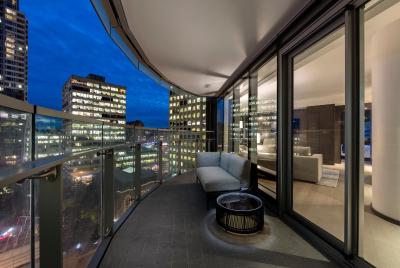 ترومپ اینترنیشنال هتل اند تور وانکوور