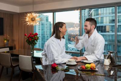 ترومپ اینترنیشنال هتل اند تور وانکوور