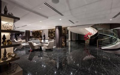 ترومپ اینترنیشنال هتل اند تور وانکوور