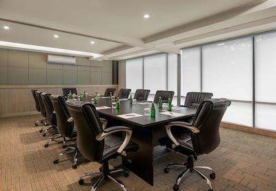 بست وسترن پلاس د ایویوال هتل