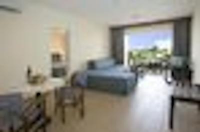 اوانتی هلید ویلیج