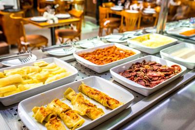 بریستل ایسی پلاس هتل-لاپا ریو