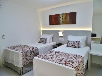 بریستل ایسی پلاس هتل-لاپا ریو