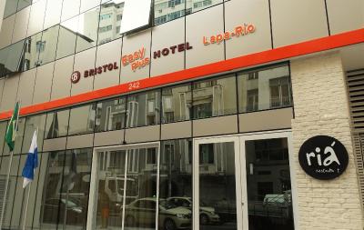 بریستل ایسی پلاس هتل-لاپا ریو