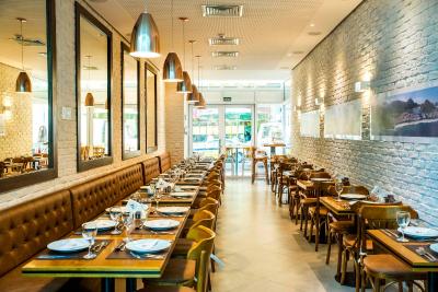 بریستل ایسی پلاس هتل-لاپا ریو