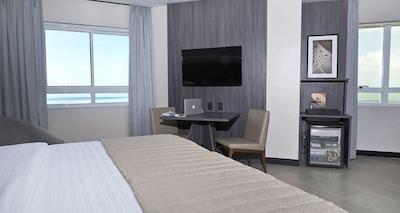 گولدن تولیپ پنتا نگرا