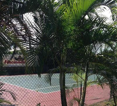 آیرپرت هاسیندا متل