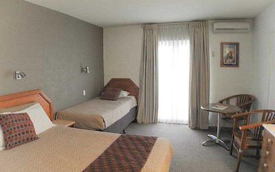 آیرپرت هاسیندا متل