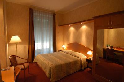 اینترنیشنال اند ترمینوز