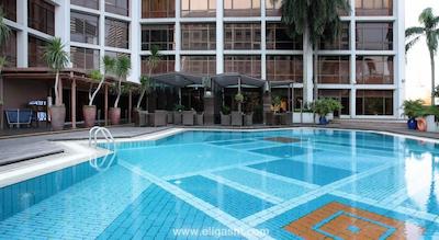 ویلیج هتل بوگیس