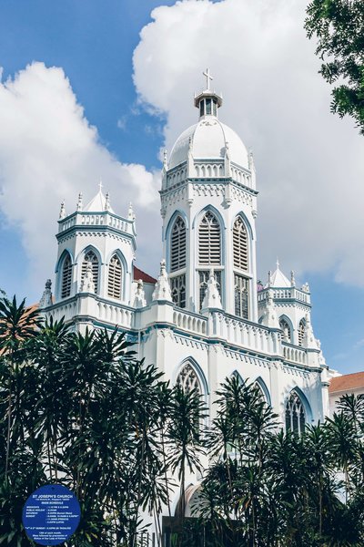 ویلیج هتل بوگیس