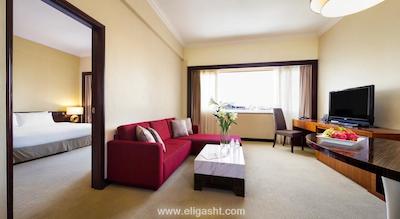 ویلیج هتل بوگیس