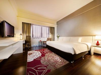 ویلیج هتل بوگیس