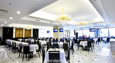 ویلیج هتل بوگیس