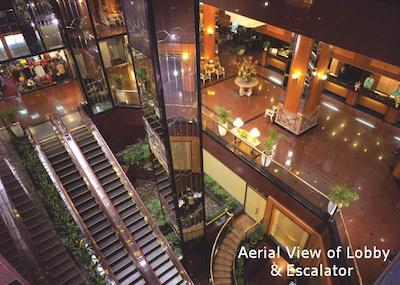 ویلیج هتل بوگیس