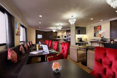 ویلیج هتل بوگیس