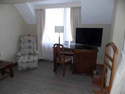 بست وسترن هتل فینیز ترا