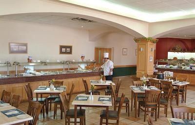 پافیان سان هلید ویلیج