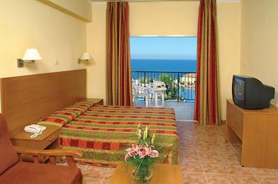 پافیان سان هلید ویلیج