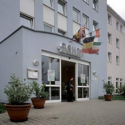 اچات کمفرت کلن/منهیم