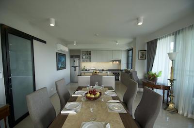 6 ام اونیو سورین بیچ