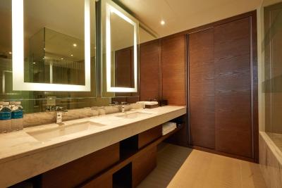 کورتیارد اسئوول نامدامون