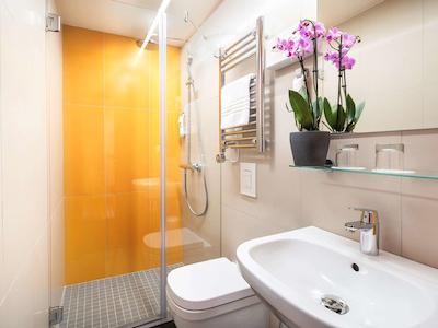 ایبیز استیلز بوداپست سیتیوست