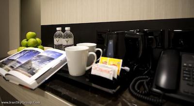 وی هتل بنکولن