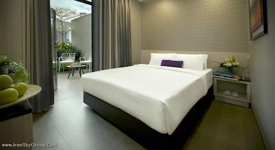 وی هتل بنکولن