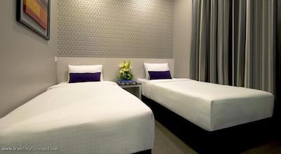 وی هتل بنکولن