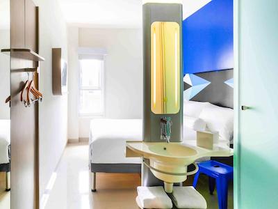 ایبیز بوجت جاکارتا تاناه ابانگ