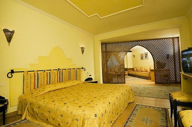 بست وسترن اُدیسی پارک هتل