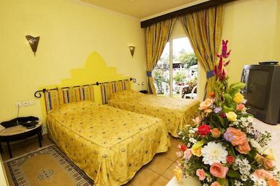 بست وسترن اُدیسی پارک هتل