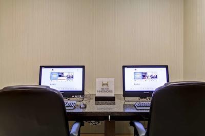 دوبلتری بای هیلتون کاملوپز