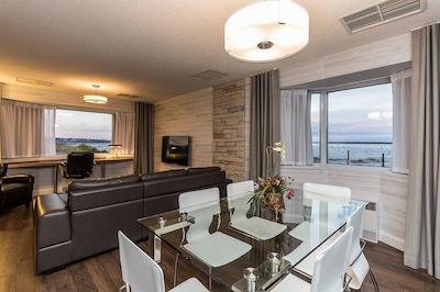 هتل ریموسکی سویتز ات سنتر د کنگرز