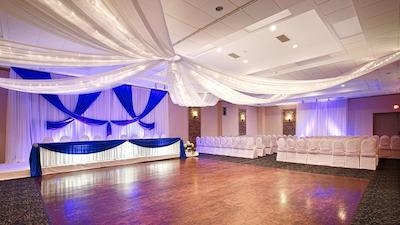 بست وسترن نرد ب هتل اند کنفرنس سنتر