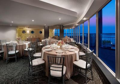 رادیسن ادمیرال ترنتو هاربورفرنت