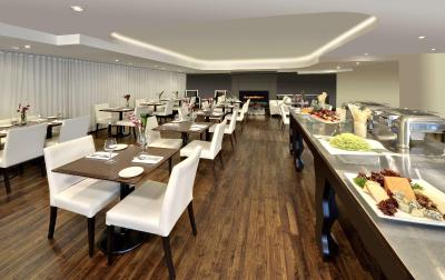 رادیسن ادمیرال ترنتو هاربورفرنت