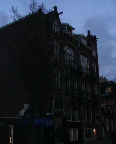 کسو هتل وان گوگه