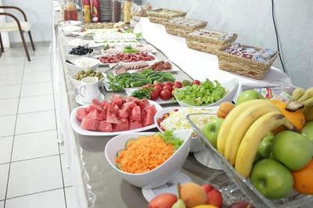 کاسپین گست هاوس