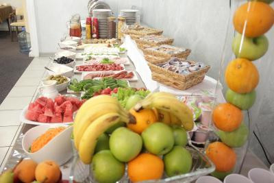کاسپین گست هاوس