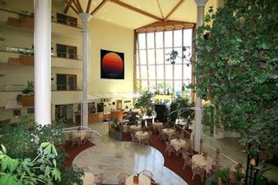 کونتری پارک-هتل لیپزیگ/برهنا