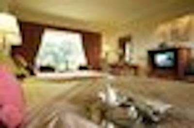 هالیدی این اورچارد سیتی سنتر