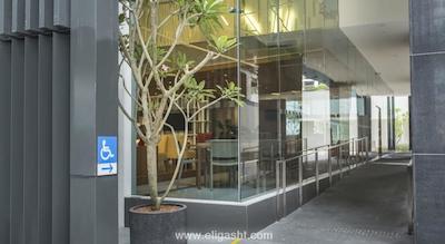 هالیدی این اورچارد سیتی سنتر