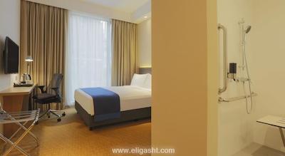 هالیدی این اورچارد سیتی سنتر