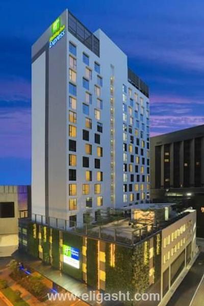 هالیدی این اورچارد سیتی سنتر