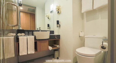 هالیدی این اورچارد سیتی سنتر